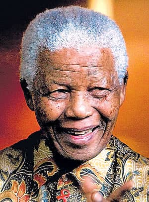 ದಕ್ಷಿಣ ಆಫ್ರಿಕಾದ ಮಾಜಿ ಅಧ್ಯಕ್ಷ ನೆಲ್ಸನ್ ಮಂಡೇಲಾ