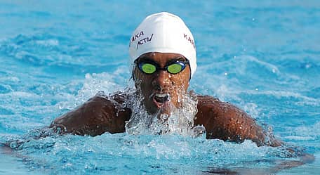 ಹೈದರಾಬಾದ್ನಲ್ಲಿ ನಡೆಯುತ್ತಿರುವ ರಾಷ್ಟ್ರೀಯ ಸಬ್ ಜೂನಿಯರ್ ಈಜು ಚಾಂಪಿಯನ್ಷಿಪ್ನ 50ಮೀಟರ್ ಬ್ರೆಸ್ಟ್ಸ್ಟ್ರೋಕ್ ಸ್ಫರ್ಧೆಯಲ್ಲಿ ಬಂಗಾರದ ಪದಕ ಬಾಚಿಕೊಂಡ ಕರ್ನಾಟಕದ ಎಸ್.ಪಿ. ಲಿಖಿತ್ ಗುರಿಯತ್ತ ಮುನ್ನುಗ್ಗಿದ ಕ್ಷಣ -ಪ್ರಜಾವಾಣಿ ಸಂಗ್ರಹ ಚಿತ್ರ