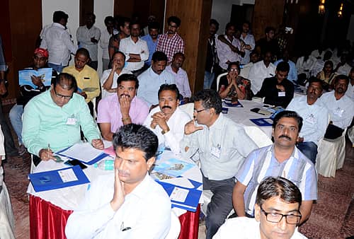 ಬಂಡವಾಳ ಹೂಡಿಕೆದಾರರ ಸಮಾವೇಶದಲ್ಲಿ ಭಾಗವಹಿಸಿದ್ದ ಉದ್ಯಮಿಗಳು