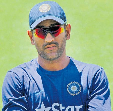 ಸೋಲಿನ ಹೊಣೆ ಹೊತ್ತುಕೊಂಡ ದೋನಿ