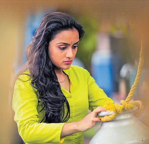 ದೇವರ ನಾಡಲ್ಲಿ, -ದಿಶಾ