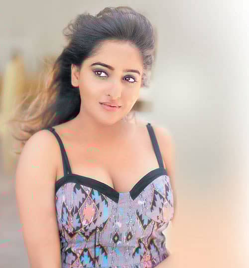 ತರ್ಲೆ ಹುಡುಗರ ಜೊತೆ ರಾಜಕುಮಾರಿ!