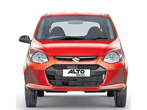 - ಚಿತ್ರಗಳು ಹಳೆಯ ಮಾದರಿಯ ಆಲ್ಟೊ 800ಕಾರಿನದ್ದು