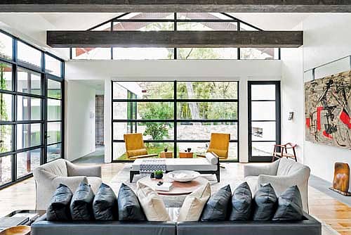 ಮನ ತೆರೆಯುವ ಮನೆಯ ಕಿಟಕಿ