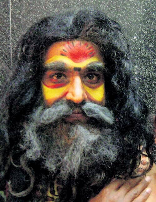 ‘ನಾಯಿಯ ಕಥೆ’ ನಾಟಕದ ಪಾತ್ರಧಾರಿ