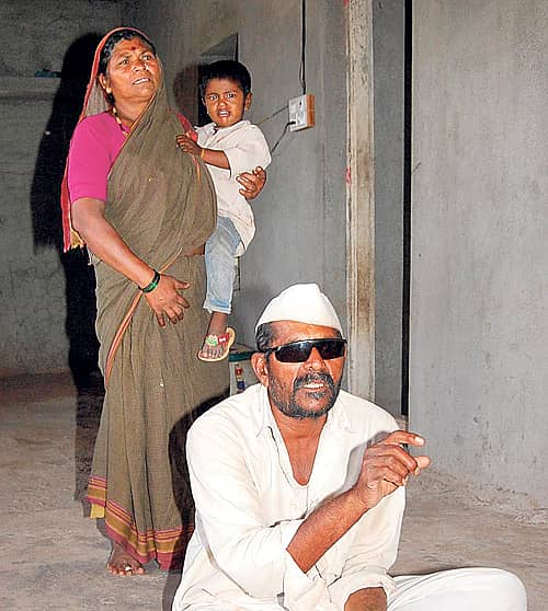 ರಾಮಚಂದ್ರ ಹಳ್ಳಿ–ರತ್ನಾಬಾಯಿ ದಂಪತಿ  ಪ್ರಜಾವಾಣಿ ಚಿತ್ರ: ಸಂಜೀವ ಅಕ್ಕಿ