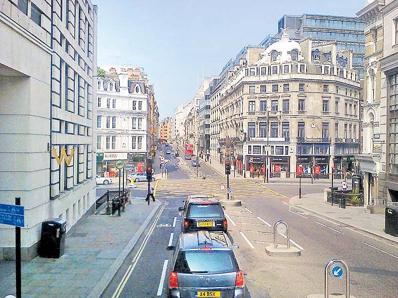 ‘ಸುಳ್ಳು ನಗರ’ದಲ್ಲೊಂದು ಸುತ್ತು