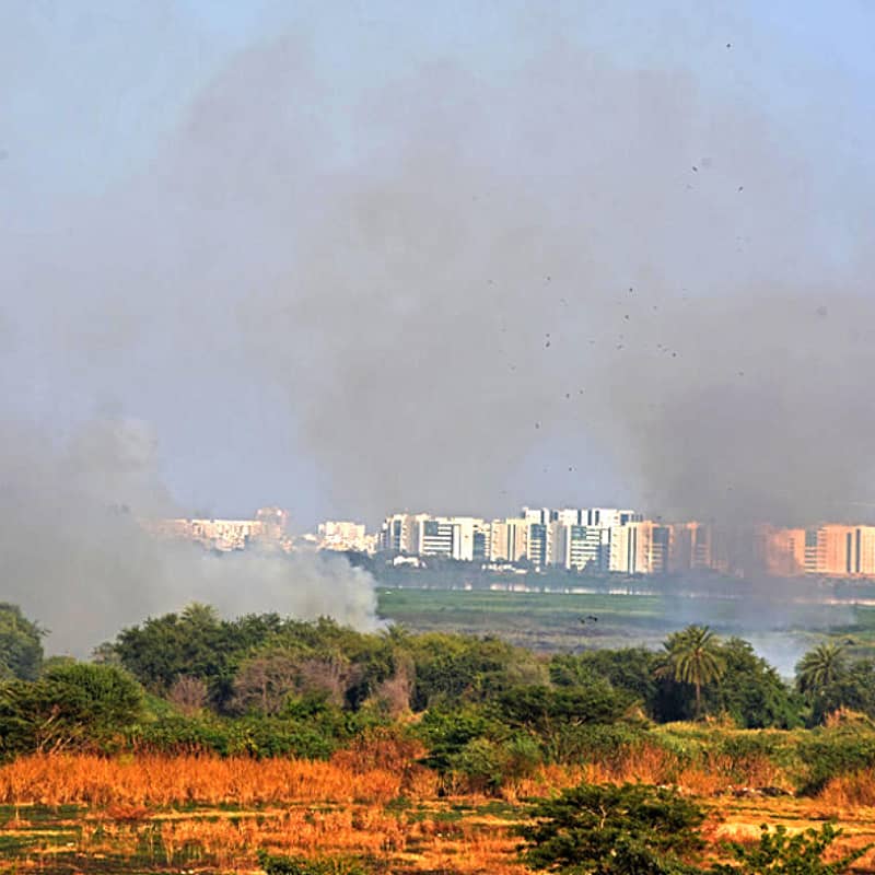 ಕೆರೆಗೆ ಮತ್ತೆ ಮತ್ತೆ ಬೆಂಕಿ ಗಂಭೀರವಾಗಿ ಪರಿಗಣಿಸಿ