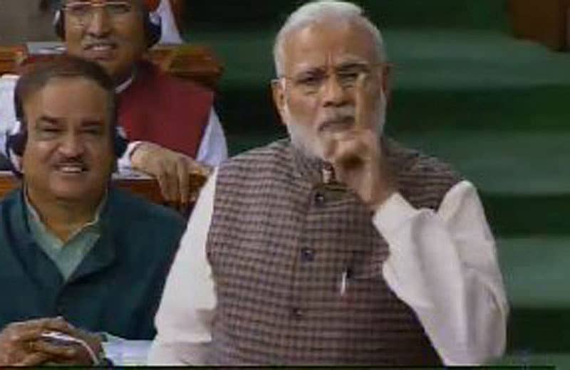 ಪ್ರಧಾನಿ ನರೇಂದ್ರ ಮೋದಿ ಸಂಸತ್ನಲ್ಲಿ ಮಾತನಾಡುತ್ತಿರುವುದು