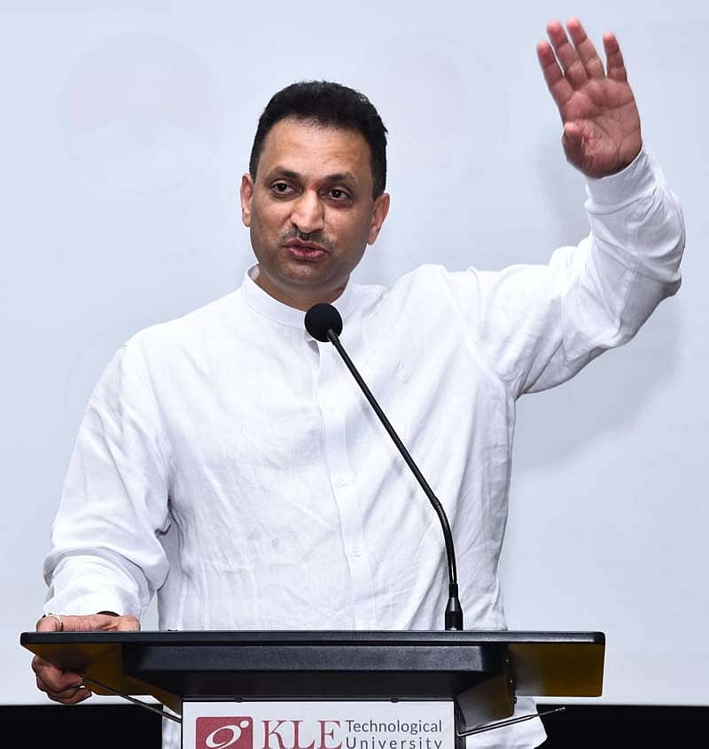 ‘ತಂತ್ರಜ್ಞಾನಕ್ಕಿಂತ ಕುಂಡಲಿಯೇ ಮೇಲು’