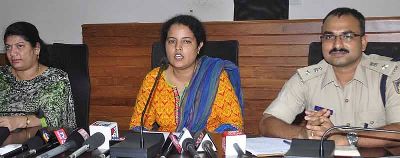 ಉಡುಪಿಯಲ್ಲಿ ನಡೆದ ಪತ್ರಿಕಾಗೋಷ್ಠಿಯಲ್ಲಿ ಜಿಲ್ಲಾಧಿಕಾರಿ ಪ್ರಿಯಾಂಕ ಮೇರಿ ಫ್ರಾನ್ಸಿಸ್ ಮಾತನಾಡಿದರು.