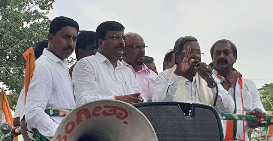 ಮಳವಳ್ಳಿಯ ನರೇಂದ್ರ ಸ್ವಾಮಿ ಬದಲು ನರೇಂದ್ರ ಮೋದಿಗೆ ಮತ ಹಾಕಿ ಎಂದು ಸಿದ್ದರಾಮಯ್ಯ