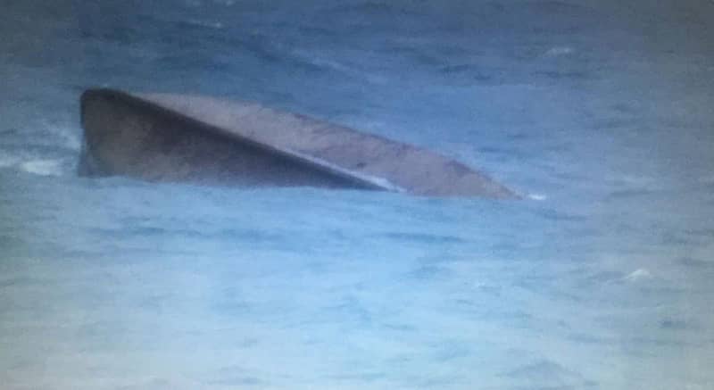 <div class="paragraphs"><p>ಮುಳುಗಿದ ಟ್ರಕ್</p></div>