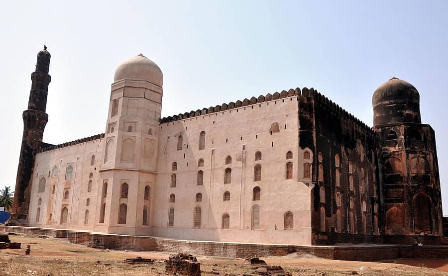 ಜೀರ್ಣೋದ್ಧಾರಗೊಂಡ ಬೀದರ್‌ನ ಮಹಮೂದ್‌ ಗವಾನ್‌ ಸ್ಮಾರಕ