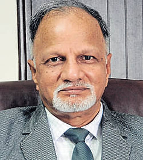 ಡಾ. ವಿನೋದ ಛೆಬ್ಬಿ