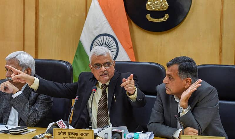 ಮುಖ್ಯ ಚುನಾವಣಾ ಆಯುಕ್ತ ಒ.ಪಿ. ರಾವತ್ ಸುದ್ದಿಗೋಷ್ಠಿಯಲ್ಲಿ ಮಾತನಾಡಿದರು. ಚಿತ್ರ: ಪಿಟಿಐ