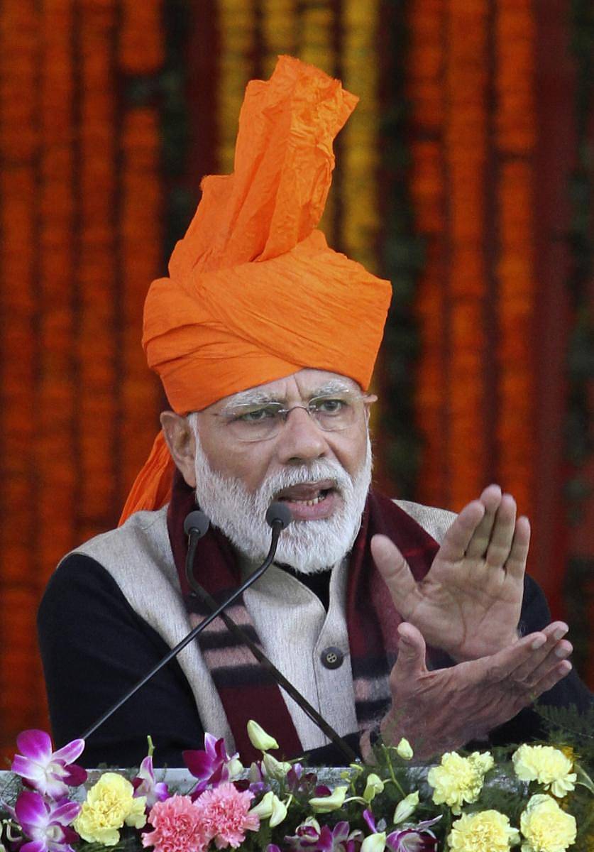 ಜಮ್ಮುಕಾಶ್ಮೀರದ ಸಾರ್ವಜನಿಕ ಸಭೆಯನ್ನುದ್ದೇಶಿಸಿ ಮಾತನಾಡಿದ ಪ್ರಧಾನಿ ನರೇಂದ್ರ ಮೋದಿ