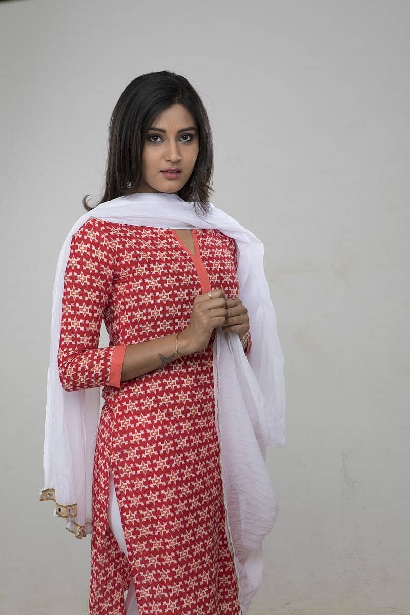 ದಿವ್ಯಾ ರಾವ್