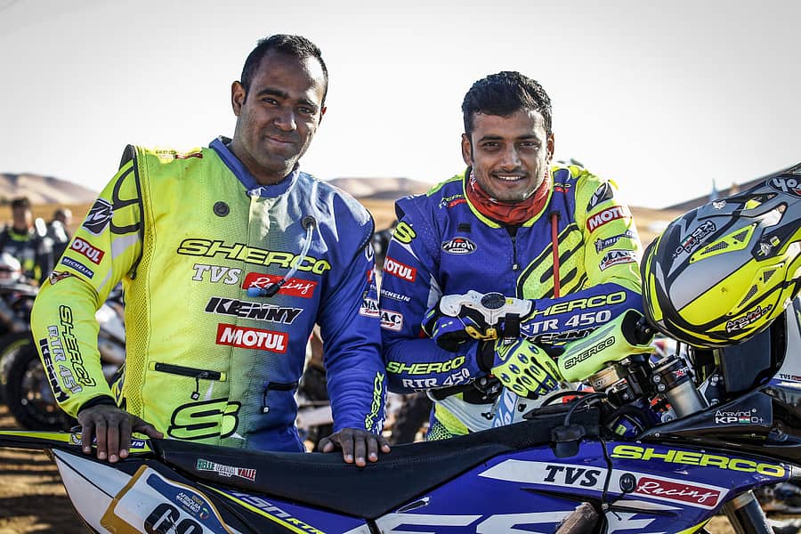 ಅಬ್ದುಲ್ ವಾಹಿದ್ ತನ್ವೀರ್ (ಎಡ) ಮತ್ತು ಕೆ.ಪಿ.ಅರವಿಂದ್