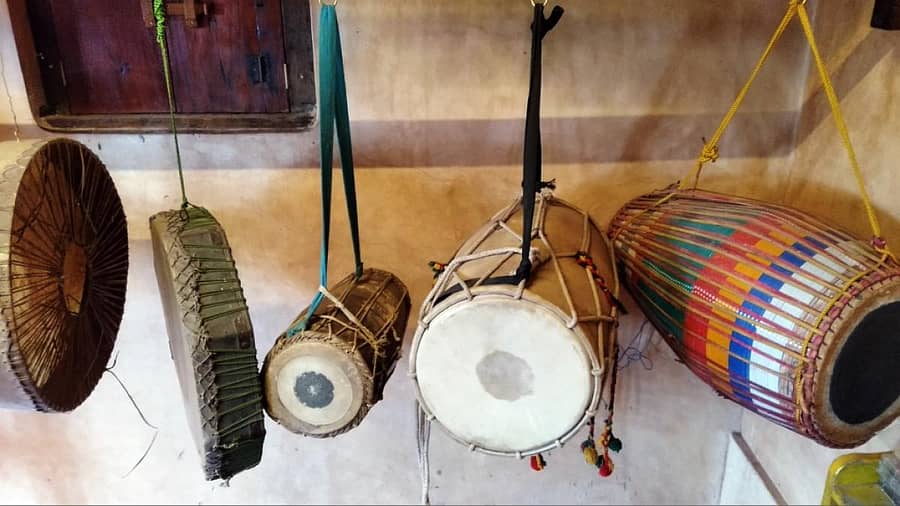 ಮಣಿಪಾಲದ ಹೆರಿಟೇಜ್‌ ವಿಲೇಜ್‌ನಲ್ಲಿರುವ ಬಿ.ವಿ.ಕಾರಂತರು ಸಂಗ್ರಹಿಸಿದ್ದ ವಾದ್ಯ ಸಂಗೀತ ಪರಿಕರ