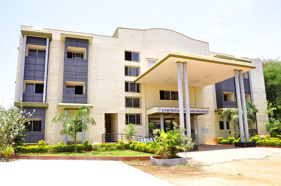 ಹೊಸಪೇಟೆಯ ಶಂಕರ್ ಆನಂದ್ ಸಿಂಗ್ ಸರ್ಕಾರಿ ಪ್ರಥಮ ದರ್ಜೆ ಕಾಲೇಜು