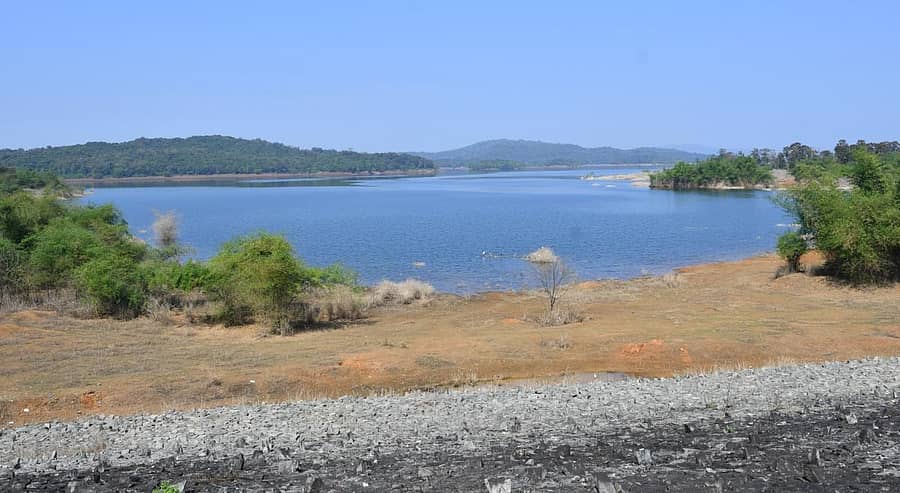 ಜೊಯಿಡಾ ತಾಲ್ಲೂಕಿನಲ್ಲಿ ಕಾಳಿ ನದಿಗೆ ನಿರ್ಮಿಸಲಾಗಿರುವ ಸೂಪಾ ಅಣೆಕಟ್ಟೆಯ ಹಿನ್ನೀರು