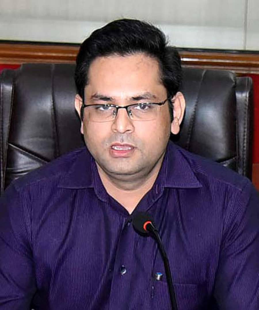 ಹಾವೇರಿ ಜಿಲ್ಲಾಧಿಕಾರಿ ಕೃಷ್ಣ ಬಾಜಪೇಯಿ