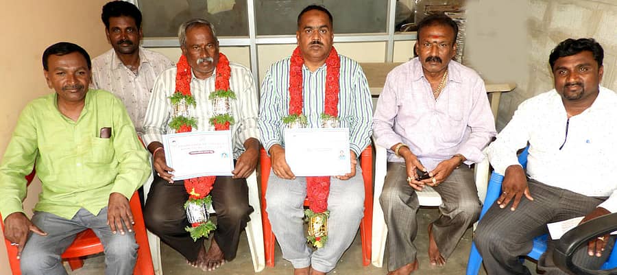 ವಿಜಯಪುರದಲ್ಲಿ ಕರ್ನಾಟಕ ಮಾನವ ಹಕ್ಕುಗಳ ಪ್ರಚಾರ ವೇದಿಕೆಗೆ ಆಯ್ಕೆಯಾಗಿರುವ ಪದಾಧಿಕಾರಿಗಳಿಗೆ ನೇಮಕಾತಿ ಪತ್ರಗಳನ್ನು ವಿತರಣೆ ಮಾಡಲಾಯಿತು