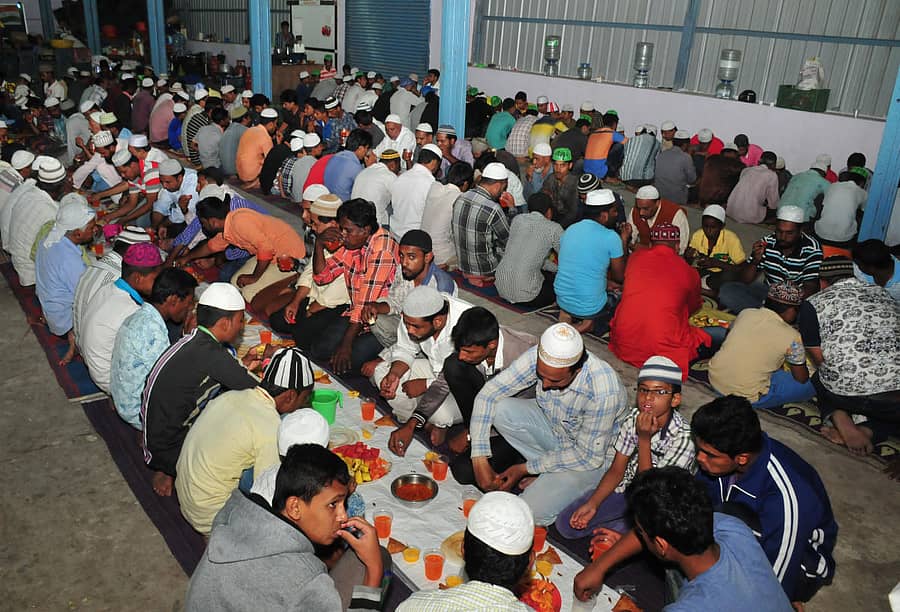 ಸಾಮೂಹಿಕ ಇಫ್ತಾರ್ನ ನೋಟ