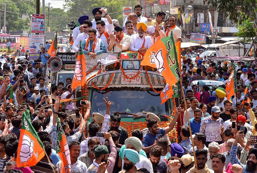 ಗುರುದಾಸ್ಪುರ ಕ್ಷೇತ್ರದಲ್ಲಿ ಬಿಜೆಪಿ ಅಭ್ಯರ್ಥಿ ಸನ್ನಿ ಡಿಯೋಲ್ ಪ್ರಚಾರ ರ್ಯಾಲಿ