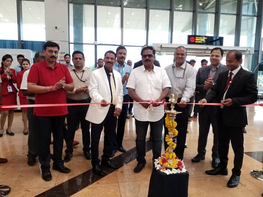 ಬೆಳಗಾವಿ–ಮುಂಬೈ ವಿಮಾನ ಸೇವೆಗೆ ಶಾಸಕ ಅಭಯ ಪಾಟೀಲ ಗುರುವಾರ ಚಾಲನೆ ನೀಡಿದರು