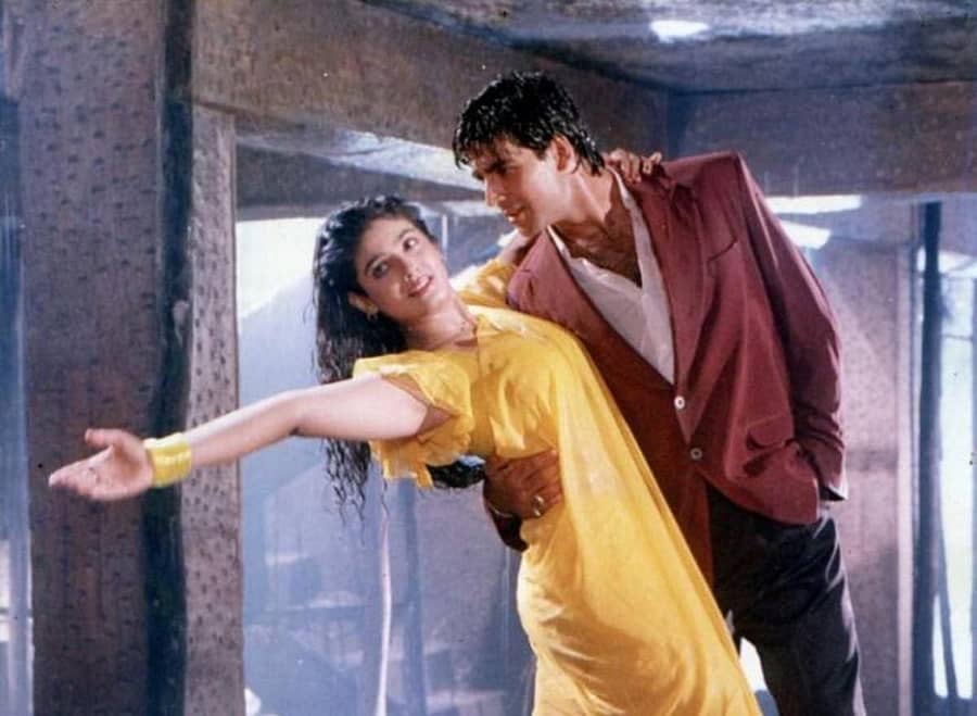 ಟಿಪ್ ಟಿಪ್ ಬರ್ಸಾ ಪಾನಿ ಹಾಡಿನ ದೃಶ್ಯ