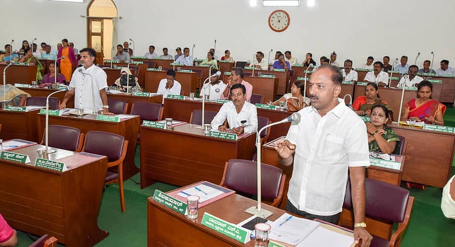 ಮೈಸೂರು ಮಹಾನಗರ ಪಾಲಿಕೆಯ ಸಾಮಾನ್ಯ ಸಭೆಯಲ್ಲಿ ಸದಸ್ಯರ ಚರ್ಚೆ