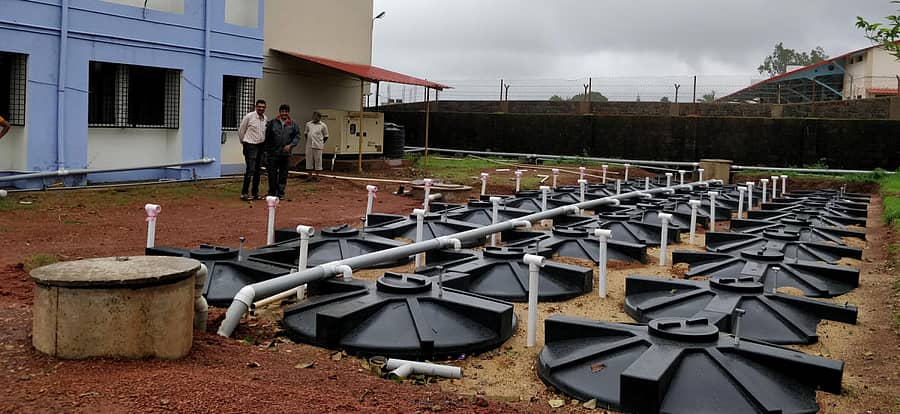 ಶಿರಸಿಯ ಎಂ.ಇ.ಎಸ್ ಕ್ಯಾಂಪಸ್ನಲ್ಲಿ ಅಳವಡಿಸಿರುವ ಮಳೆ ನೀರು ಸಂಗ್ರಹ ಯೋಜನೆ