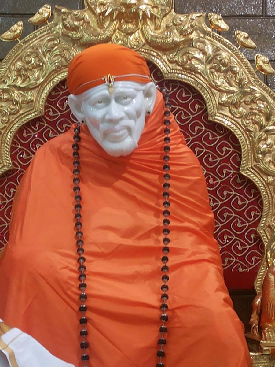 ತುಮಕೂರಿನ ಸಾಯಿನಗರದ ಸಾಯಿಬಾಬಾ ಮೂರ್ತಿ