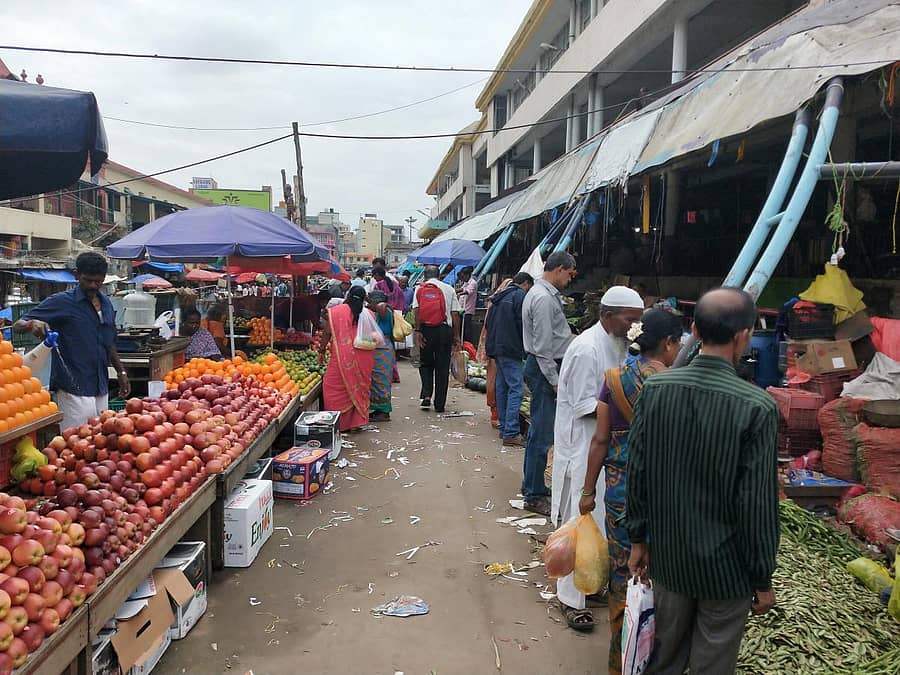 ಆಂಬುಲೆನ್ಸ್, ಅಗ್ನಿಶಾಮಕ ವಾಹನ ಓಡಾಡಲು ಜಾಗವೆಲ್ಲಿದೆ?