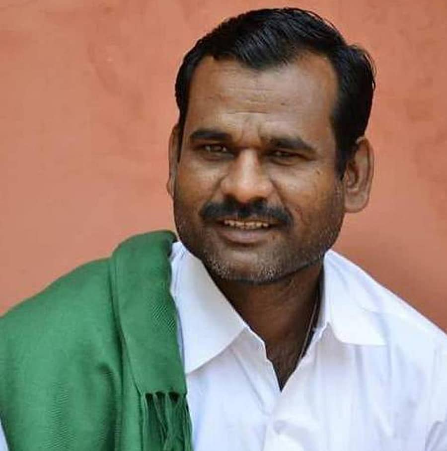 ವೀರೇಶ ಸೊಬರದಮಠ