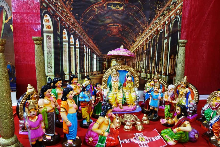 ಮಹಾಭಾರತದ ಪಗಡೆಯಾಟ ದೃಶ್ಯ ಕಟ್ಟಿಕೊಡುವ ಗೊಂಬೆಗಳು