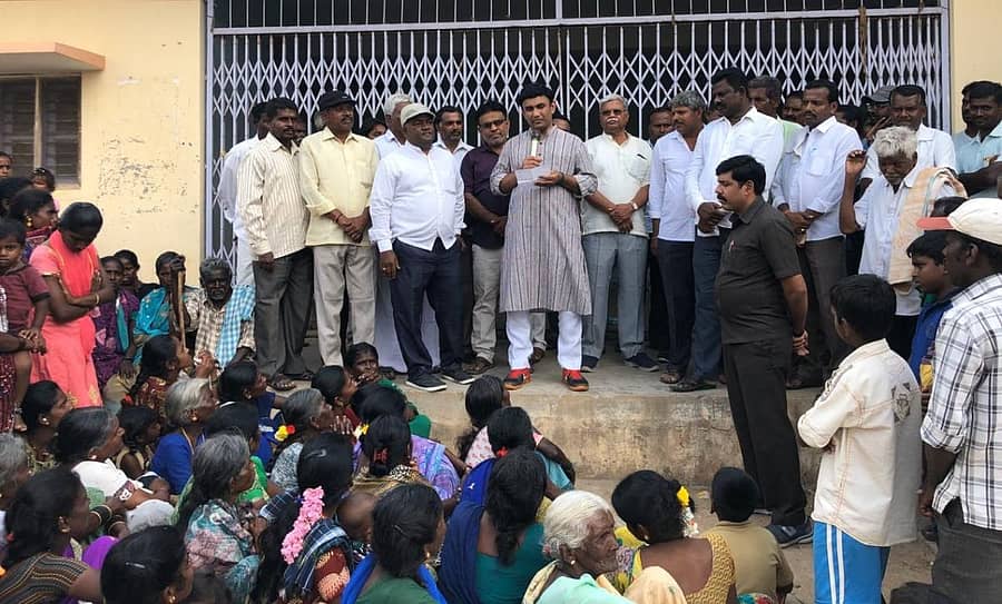 ಗೌಡಗೆರೆಯಲ್ಲಿ ನಡೆದ ಸಭೆಯಲ್ಲಿ ಅನರ್ಹ ಶಾಸಕ ಡಾ.ಕೆ.ಸುಧಾಕರ್ ಮಾತನಾಡಿದರು.