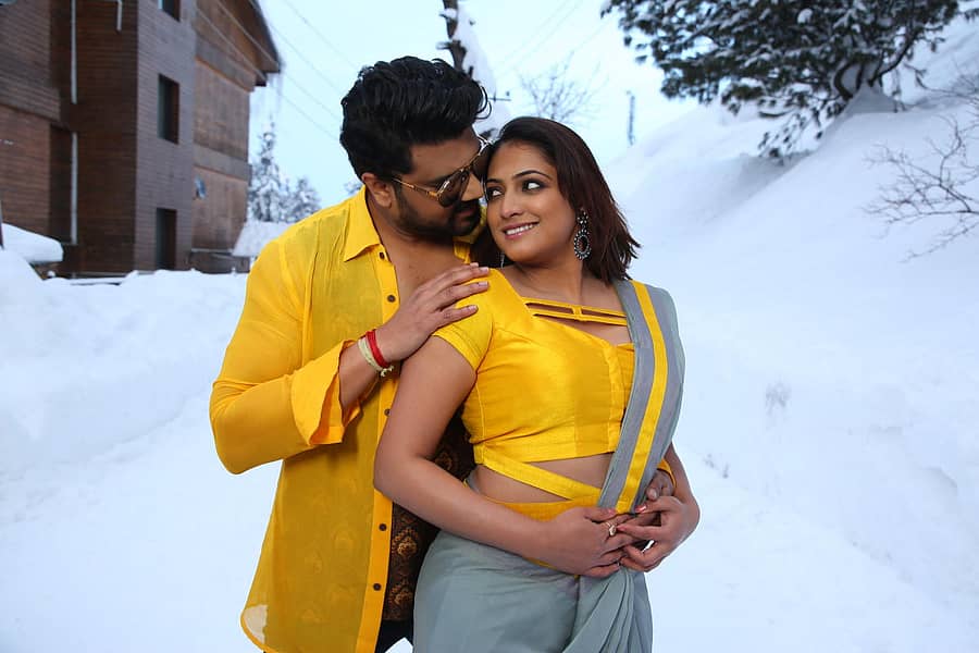 ‘ಎಲ್ಲಿದ್ದೆ ಇಲ್ಲಿ ತನಕ’ ಚಿತ್ರದಲ್ಲಿ ಸೃಜನ್ ಲೋಕೇಶ್ ಮತ್ತು ಹರಿಪ್ರಿಯಾ