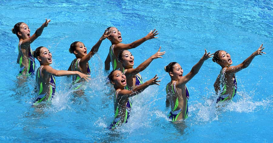 ಕಲಾತ್ಮಕ ಈಜು ಸ್ಪರ್ಧೆಯಲ್ಲಿ ಗಮನಸೆಳೆದ ಜಪಾನ್‌ನ ಪಟುಗಳ ಪ್ರದರ್ಶನ– ಪ್ರಜಾವಾಣಿ ಚಿತ್ರ– ಶ್ರೀಕಂಠ ಶರ್ಮಾ. ಆರ್‌.