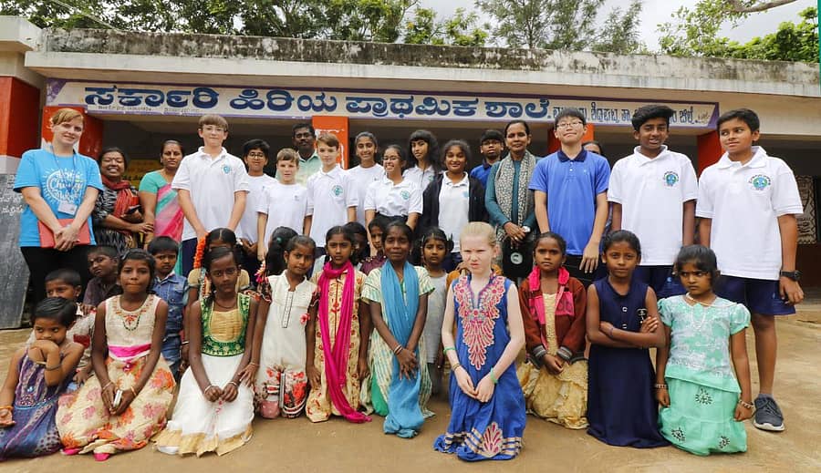 ಮುತ್ತೂರಿನ ಸರ್ಕಾರಿ ಶಾಲೆಗೆ ಭೇಟಿ ನೀಡಿದ್ದ ಬೆಂಗಳೂರಿನ ಕೆನಡಿಯನ್ ಅಂತಾರಾಷ್ಟ್ರೀಯ ಶಾಲೆಯ ವಿದ್ಯಾರ್ಥಿಗಳು