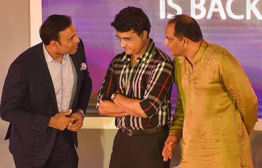 ಕೋಲ್ಕತ್ತದಲ್ಲಿ ಶುಕ್ರವಾರ ನಡೆದ ಕಾರ್ಯಕ್ರಮದಲ್ಲಿ ವಿವಿಎಸ್ ಲಕ್ಷ್ಮಣ್, ಸೌರವ್ ಗಂಗೂಲಿ ಮತ್ತು ಮೊಹಮ್ಮದ್ ಅಜರುದ್ದೀನ್  –ಪಿಟಿಐ ಚಿತ್ರ