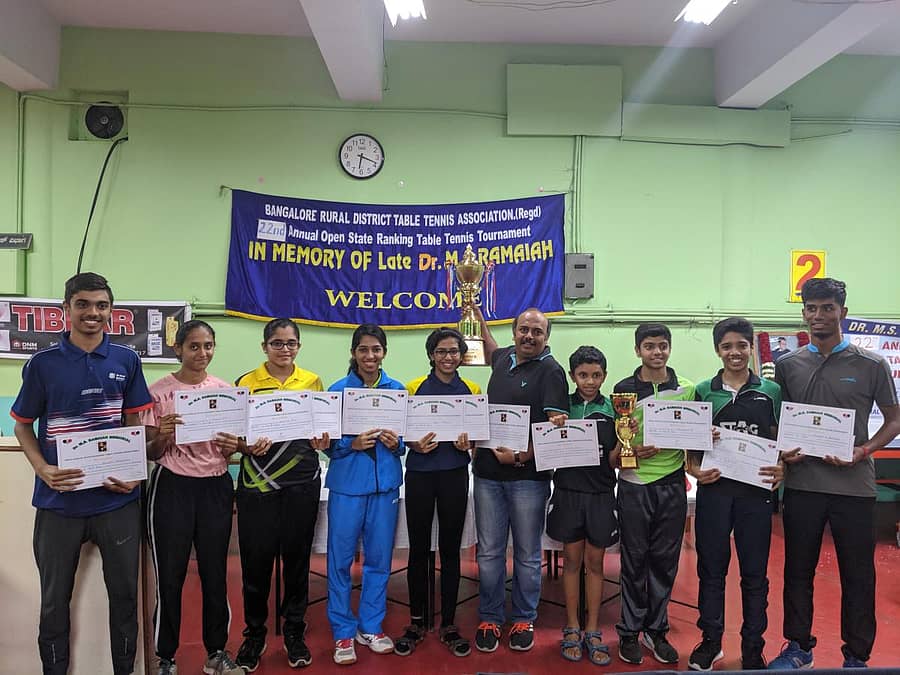 ಎಂ.ಎಸ್.ರಾಮಯ್ಯ ಸ್ಮಾರಕ ರಾಜ್ಯ ರ್ಯಾಂಕಿಂಗ್ ಟೇಬಲ್ ಟೆನಿಸ್ ಟೂರ್ನಿಯ ವಿವಿಧ ವಿಭಾಗಗಳಲ್ಲಿ ಪ್ರಶಸ್ತಿ ಗೆದ್ದವರ ಸಂಭ್ರಮ