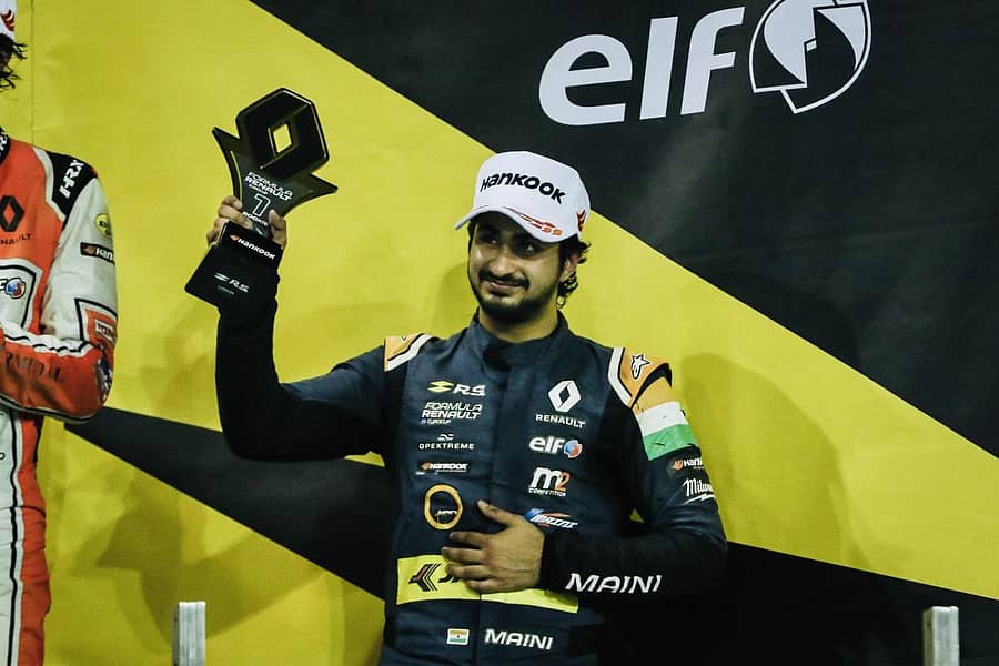 ಪ್ರಶಸ್ತಿಯೊಂದಿಗೆ ಸಂಭ್ರಮಿಸಿದ ಕುಶ್ ಮೈನಿ