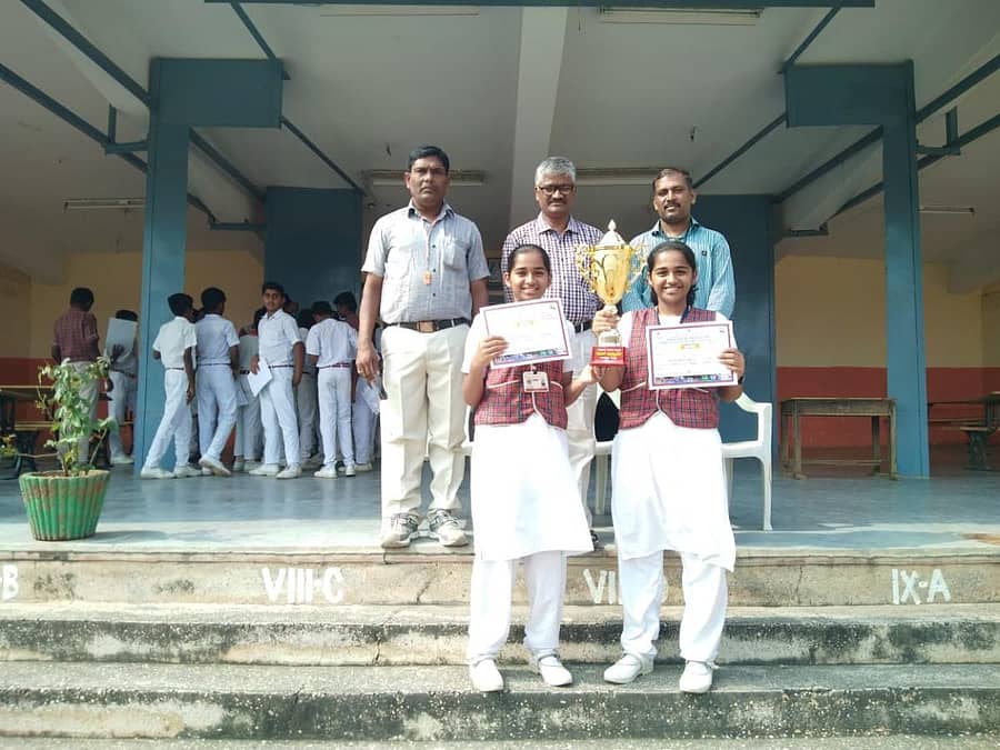  ವಿಭಾಗ ಮಟ್ಟದ ಶೆಟಲ್‌ ಬ್ಯಾಡ್ಮಿಂಟನ್‌ ಪಂದ್ಯಾವಳಿಯಲ್ಲಿ ವಿಜೇತರಾಗಿ ರಾಜ್ಯ ಮಟ್ಟಕ್ಕೆ ಆಯ್ಕೆಯಾದ ವಿದ್ಯಾರ್ಥಿನಿಯರು