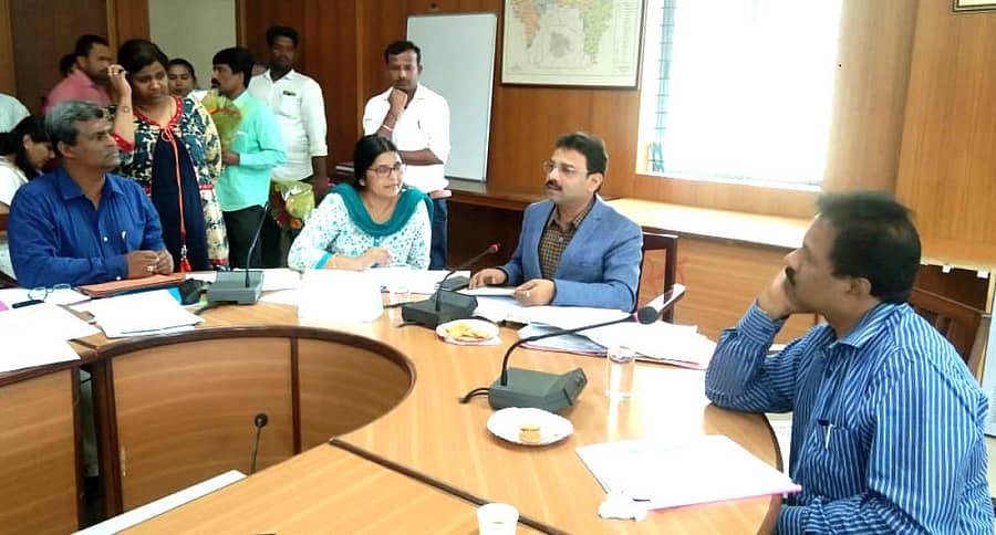 ಸಭೆಯಲ್ಲಿ ಜಿಲ್ಲಾಧಿಕಾರಿ ಪಿ.ಎನ್.ರವೀಂದ್ರ ಮಾತನಾಡಿದರು