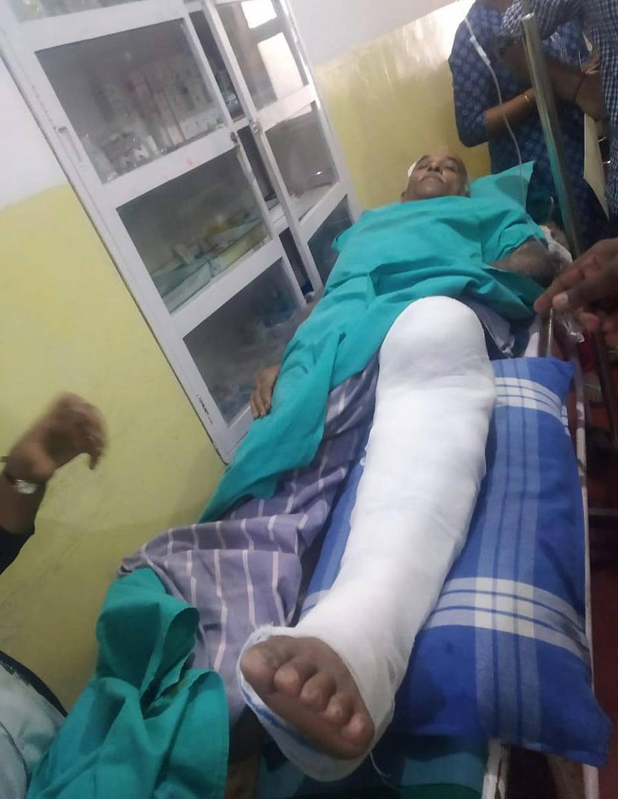 ಕಾಡಾನೆ ದಾಳಿಯಿಂದ ಮಾಜಿ ಸೈನಿಕ ಶಂಭು ಅವರು ಗಂಭೀರ ಗಾಯಗೊಂಡಿದ್ದಾರೆವ