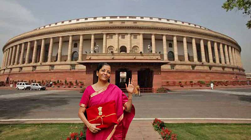 ಸಂಸತ್ ಭವನದ ಮುಂದೆ ಹಣಕಾಸು ಸಚಿವೆ ನಿರ್ಮಲಾ ಸೀತಾರಾಮನ್