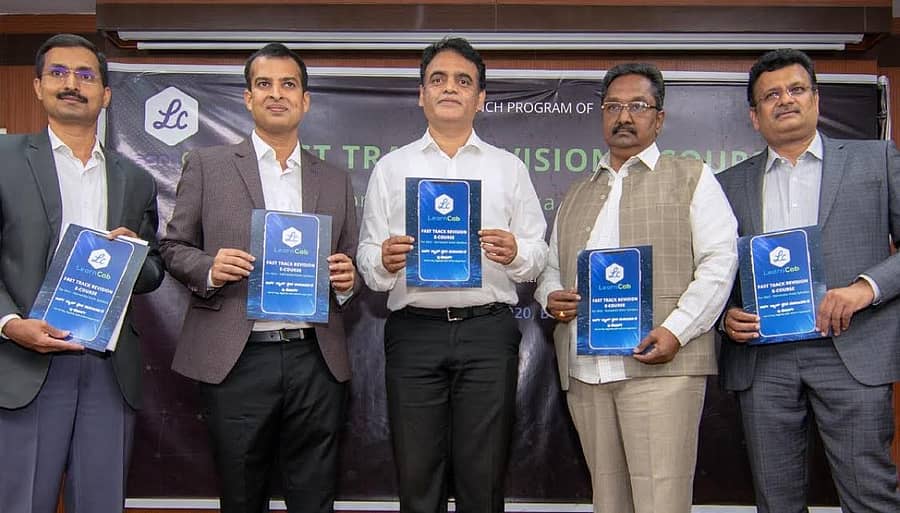 ಲರ್ನ್ಕ್ಯಾಬ್ ಆ್ಯಪ್ ಅನ್ನು ಸಿ.ಎನ್.ಅಶ್ವತ್ಥನಾರಾಯಣ ಉದ್ಘಾಟಿಸಿದರು.ಲರ್ನ್ಕ್ಯಾಬ್ ಸಂಸ್ಥೆಯ ಸಿಇಒ ರವಿಶಂಕರ್, ಸಿಒಒ ಎಚ್.ಎಂ.ದತ್ತಾತ್ರಿ , ನಿರ್ದೇಶಕ ಪ್ರಸಾದ್ ರಾಜು ಹಾಗೂ ಜೆ.ಶಿವಕುಮಾರ್ ಇದ್ದರು.